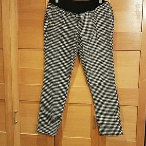 Going to goodwill on friday, make offer!